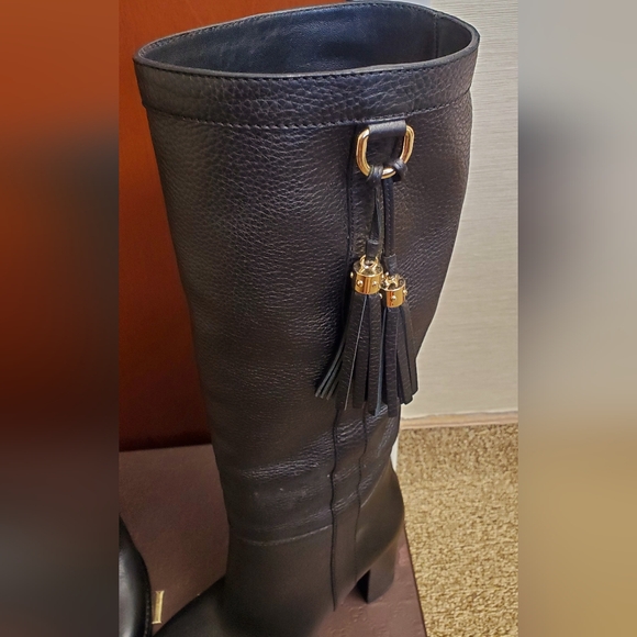 Gucci Cellarius Black leather tall tassel boots 4" heel, NIB - Picture 4 of 7